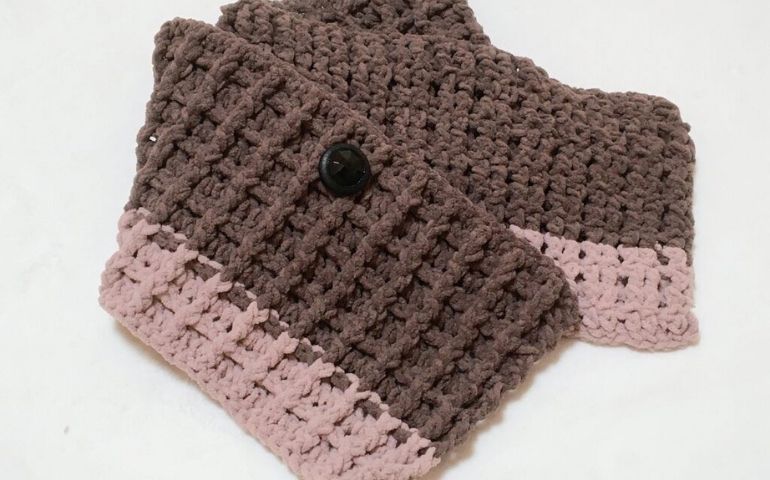 ワッフル編みのミニマフラー